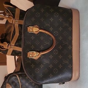 LOUIS VUITTON Authentic Vintage Monogramed Canvas Alma